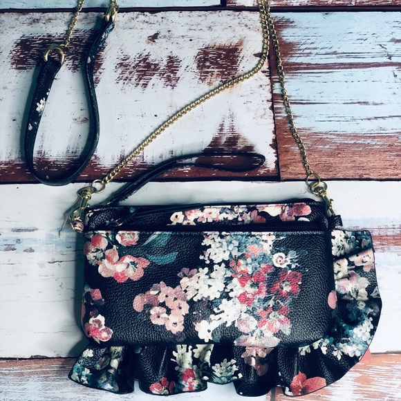 Arizona Jean Company Handbags - NWT Arizona Ruffle Clutch Satchel Purse